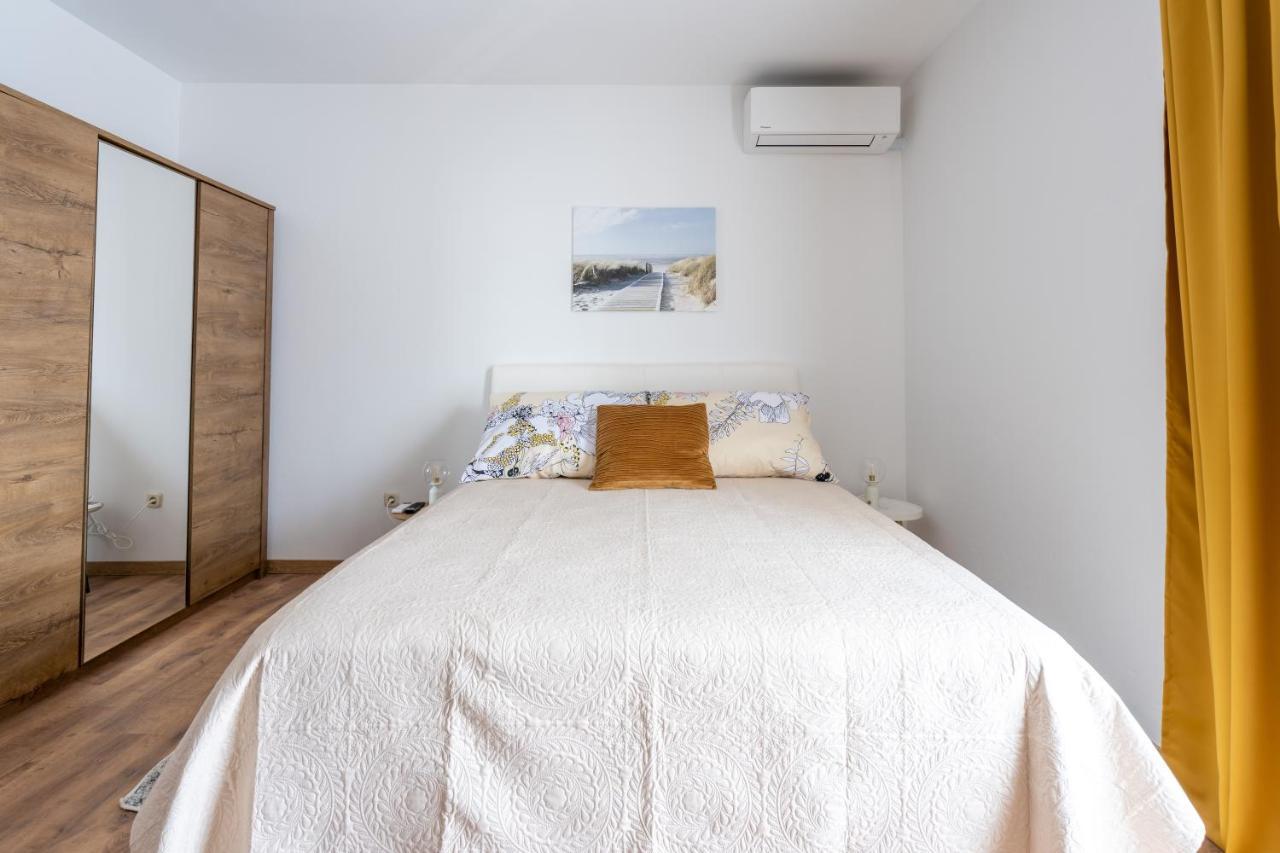 Alto 1 Studio Apartment Rovinj Exterior photo